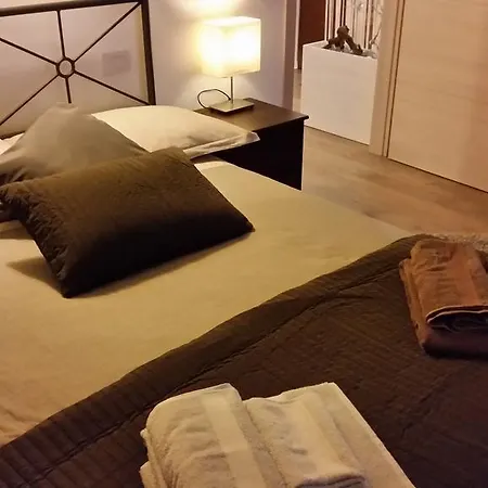 Aria D'argento & Relax 住宿加早餐酒店 特伦托