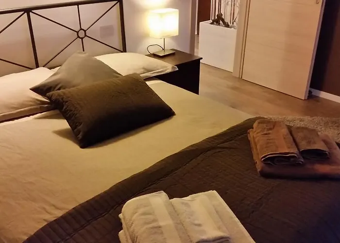 Aria D'argento & Relax 住宿加早餐酒店 特伦托